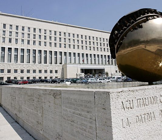 Diplomazia lettera
